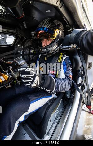 Kjaergaard Nicolai (dnk), Aston Martin Racing, Aston Martin Vantage AMR, Porträt während der FIA-Langstrecken-Weltmeisterschaft 2021, FIA WEC, auf dem Bahrain International Circuit, am 7. November 2021 in Sakhir, Bahrain - Foto: Germain Hazard/DPPI/LiveMedia Stockfoto