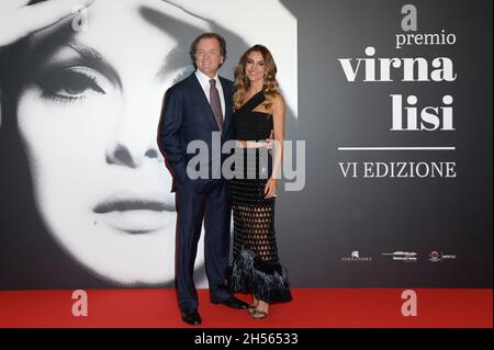 Corrado Pesci und Veronica Pesci nehmen an der VI. Ausgabe des Premio Virna Lisi im Auditorium Parco della Musica Teil. Stockfoto