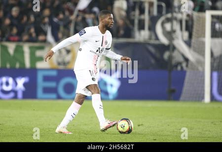 Georginio Wijnaldum von PSG während des Fußballspiels der französischen Ligue 1 zwischen Girondins de Bordeaux und Paris Saint-Germain am 6. November 2021 im Matmut Atlantique Stadion in Bordeaux, Frankreich - Foto: Jean Catuffe/DPPI/LiveMedia Stockfoto