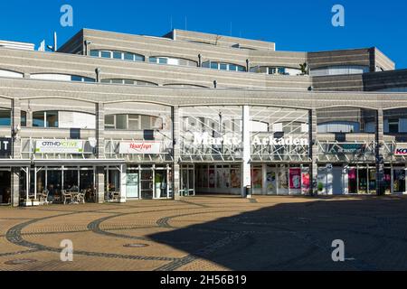 Deutschland, Langenfeld (Rheinland), Bergisches Land, Niederbergisches Land, Niederberg, Rheinland, Nordrhein-Westfalen, NRW, Langenfeld-Immigrath, Marktarkaden, Einkaufszentrum Stockfoto