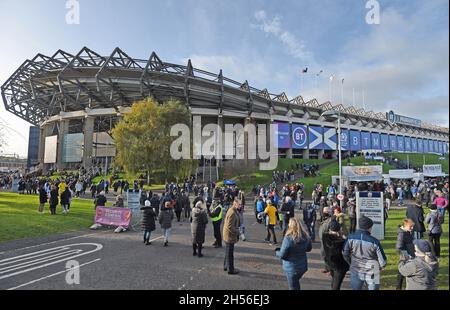 Edinburgh, Großbritannien. November 2021. BT Murrayfield vor dem Spiel der Autumn Nation Series zwischen Schottland und Australien im Murrayfield Stadium, Edinburgh. Bildnachweis sollte lauten: Neil Hanna/Sportimage Kredit: Sportimage/Alamy Live News Stockfoto