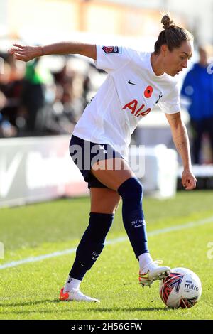 London, Großbritannien. November 2021. Kyah Simon von Tottenham Hotspur Women in Aktion während des Spiels. Barclays Women's Super League Match, Tottenham Hotspur Women gegen Manchester United Women im Hive Stadium in London am Sonntag, 7. November 2021. Dieses Bild darf nur für redaktionelle Zwecke verwendet werden. Nur zur redaktionellen Verwendung, Lizenz für kommerzielle Nutzung erforderlich. Keine Verwendung bei Wetten, Spielen oder Veröffentlichungen in einem Club/einer Liga/einem Spieler.pic von Steffan Bowen/Andrew Orchard Sports Photography/Alamy Live News Credit: Andrew Orchard Sports Photography/Alamy Live News Stockfoto