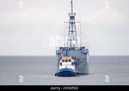 Deutscher Typ 423 Oste-Klasse Hilfsdienst A50 Alster der Deutschen Marine (Deutsche Marine) kam in den Hafen von Gdynia, Polen. 5. November 2021 © Wojciech Stroz Stockfoto