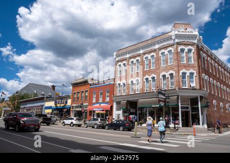 Leadville, Colorado, USA. Lokale Händler säumen die historische Straße der Harrison Ave Stockfoto