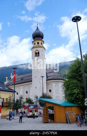 Collegiata di Innichen, Stiftskirche Innichen, Innichen, Pustertal, Bozen, Trentino Alto Adige, Italia Stockfoto