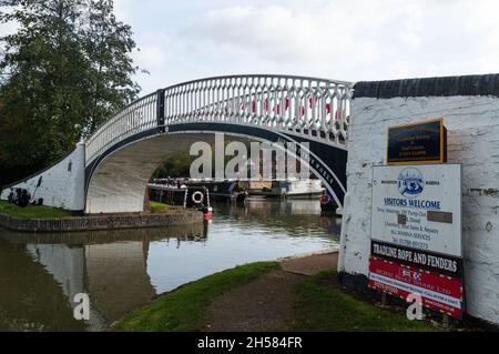 Britisches Kanalsystem in Braunston, Warwickshire, Vereinigtes Königreich. Stockfoto