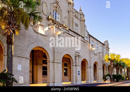 Das Passagierterminal Gulf, Mobile and Ohio, auch bekannt als GM&O Building, ist am 6. November 2021 in Mobile, Alabama. Stockfoto