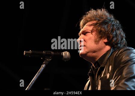 Buenos Aires, Argentinien. November 2021. Javier Milei, stellvertretender Kandidat der Stadt Buenos Aires für die Partei „Libertad Avanza“, wird während einer Wahlkampfveranstaltung in Buenos Aires gesehen. Kredit: SOPA Images Limited/Alamy Live Nachrichten Stockfoto