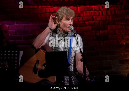 Treviglio Bergamo Italien 07. November 2021 Ronn Moss - live im Revel Theatre Pub © Andrea Ripamonti / Alamy Stockfoto