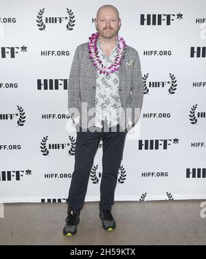 Los Angeles, USA. November 2021. Der Dokumentarfilmer Alexandre O. Philippe nimmt am Sonntag, dem 7. November 2021, an der 41. Hawai'i International Film Festival - THE TAKING Screening in den Consolidated Theatres in Honolulu, HI Teil. (Foto: Sthanlee B. Mirador/Sipa USA) Quelle: SIPA USA/Alamy Live News Stockfoto