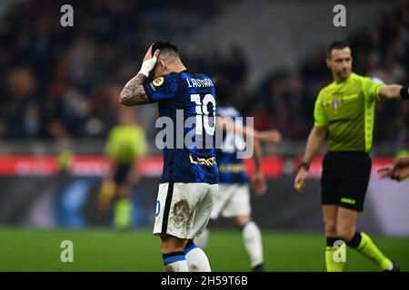 Mailand, Italien. November 2021. Lautaro Martinez (Inter) während des italienischen "Serie A"-Spiels zwischen Mailand 1-1 Inter im Giuseppe Meazza-Stadion am 07. November 2021 in Mailand, Italien. Quelle: Maurizio Borsari/AFLO/Alamy Live News Stockfoto