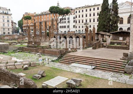 Archäologische Gegend von Largo di Torre Argentina in Rom, Italien Stockfoto