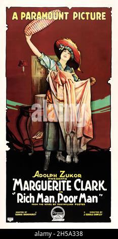 Vintage Filmplakat: Reicher Mann, armer Mann (Paramount, 1918). Dreiblattes Filmposter feat. Marguerite Clark. Stockfoto