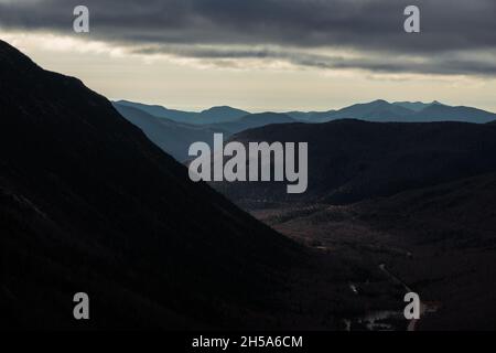 Blick vom Mount Willard im Crawford Notch State Park in New Hampshire, USA Stockfoto