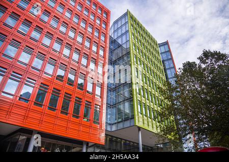 Renzo Piano Central St. Giles Gebäude, moderne Geschäftsbüros in der Nähe von saint giles in den Feldern, Kirche, St. Giles, london, england, großbritannien Stockfoto