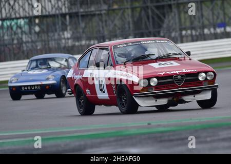 Stephen Chase, Alfa Romeo Alfetta GTV, HRDC Dunlop Allstars und Classic Alfa Challenge, aufgeteilt in Klassen, AlfaCorsa, AlfaInv, AlfaMonza, AlfaNord, A Stockfoto