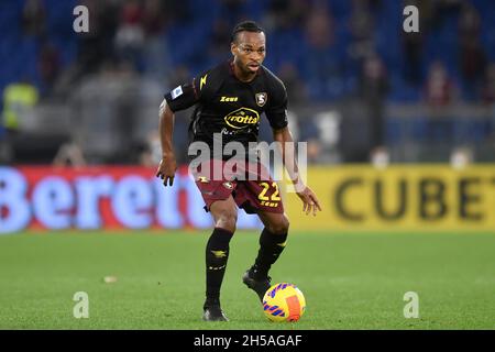 Roma, Italien. November 2021. Joel Obi von der US Salernitana 1919 während des Fußballspiels der Serie A zwischen der SS Lazio und der Unione Sportiva Salernitana 1919 im Olimpico-Stadion in Rom (Italien), 7. November 2021. Foto Antonietta Baldassarre/Insidefoto Kredit: Insidefoto srl/Alamy Live News Stockfoto