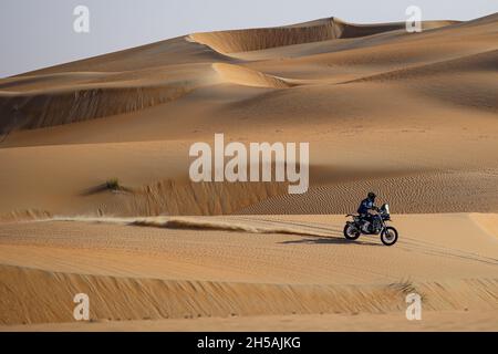 Abu Dhabi, VAE. November 2021. 29 Short Andrew (usa), Monster Energy Yamaha Rally Official Team, Yamaha WR450 F01 Rally, Aktion während der Etappe 2 ADNOV Verteilung der Abu Dhabi Desert Challenge 2021 in Abu Dhabi, Vereinigte Arabische Emirate am 8. November 2021 - Foto Julien Delfosse / DPPI Credit: DPPI Media/Alamy Live News Stockfoto