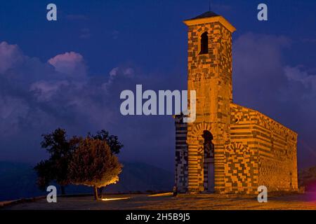 KIRCHE SAN MICHELE DE MURATO (13. JAHRHUNDERT) HAUTE-CORSE (2B) FRANKREICH Stockfoto