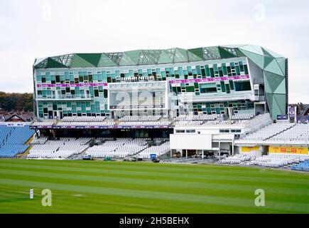 Eine allgemeine Ansicht des Carnegie Pavilion am Headingley Cricket Ground, Leeds. Bilddatum: Montag, 8. November 2021. Stockfoto