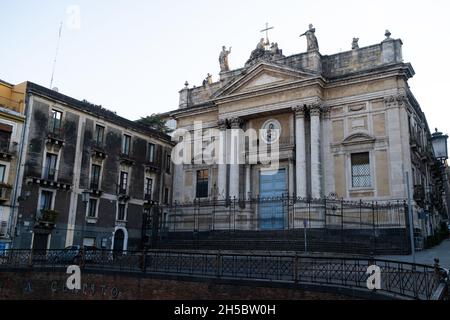 Sizilien, Catania - 20. Juli 2021: kirche in der Altstadt von Catania Stockfoto