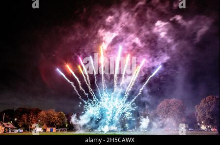 Feuerwerk in Highgate London, Großbritannien Stockfoto