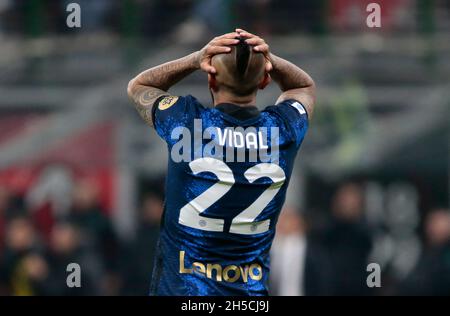 Mailand, 07. November 2021 Arturo Vidal (FC Internazionale) während des italienischen Fußballspiels Serie A zwischen AC Mailand und FC Internazionale am November Stockfoto