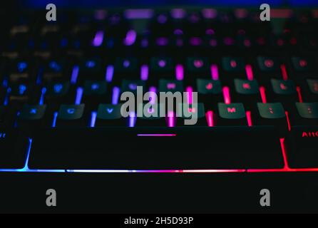 Mechanische Tastatur mit leds und Maus Stockfoto