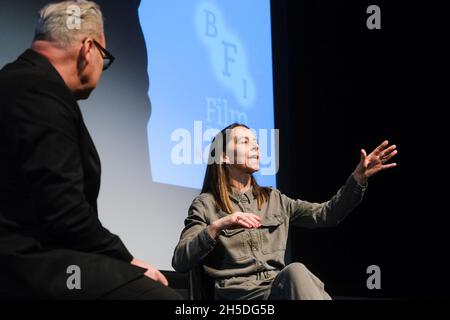BFI Southbank, London, Großbritannien. November 2021. Kate Dickie auf der Bühne bei Mark Kermode in 3D. Bild nach Kredit: Julie Edwards/Alamy Live News Stockfoto