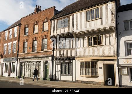 Tewkesbury ist eine kleine Stadt am Fluss Avon in Gloucestershire, Großbritannien. Stockfoto