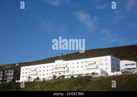 Saunton Sands Hotel mit Blick auf den Strand von Saunton in der Nähe von Braunton an der Küste von North Devon, England, Großbritannien, Europa. Stockfoto