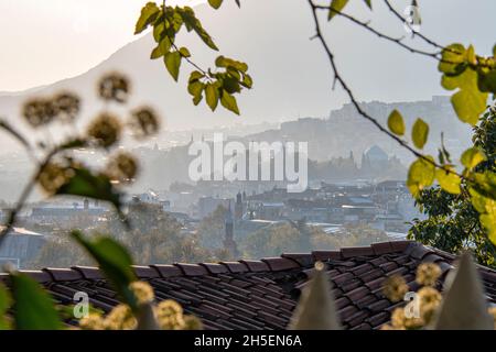 Herbstfarben in Bursa, Türkei Stockfoto