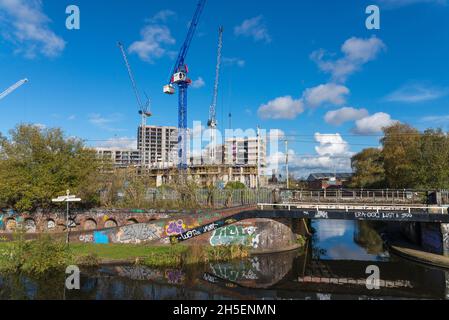 Große neue Brownfield-Wohnanlage in Soho Wharf in Birmingham mit 750 neuen Häusern und Wohnungen von Galliard Homes und Apsley House Capital Stockfoto