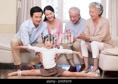 Eine glückliche und liebevolle Familie Stockfoto