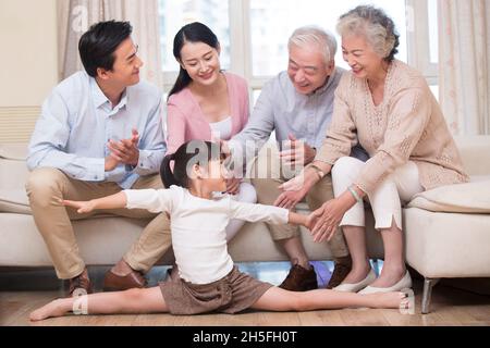 Eine glückliche und liebevolle Familie Stockfoto