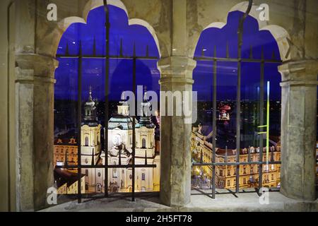 Prag von oben gesehen. Prag, TSCHECHISCHE REPUBLIK, OKTOBER 2021 Stockfoto