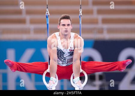 Tokio, Japan. Juli 2021. Samuel Mikulak aus den Vereinigten Staaten spielt an Ringen während der Olympischen Spiele 2020 in Tokio, Japan, im Ariake Gymnastik Center. Daniel Lea/CSM}. Kredit: csm/Alamy Live Nachrichten Stockfoto