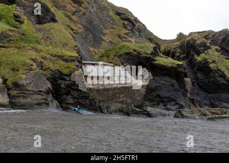 Bootshaped Cafe in den Tunneln bei Ilfracombe in North Devon Stockfoto