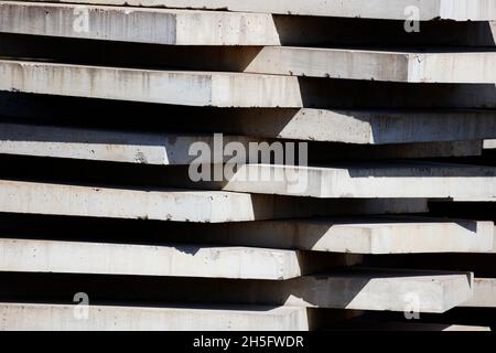 Rissige und abstrakte Grunge-Textur. Hintergrund der veralterten Materialoberfläche. Verwittertes Effektmuster. Alter und schmutziger Hintergrund. Grafikressource. Stockfoto