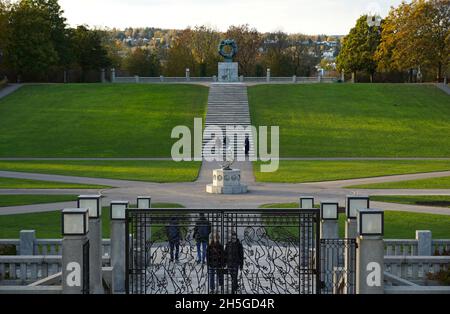 Oslo, Norwegen, 23. Oktober 2021. Luftaufnahme zum Hinterhof des Frogner Park oder Vigeland Park in Oslo Stockfoto