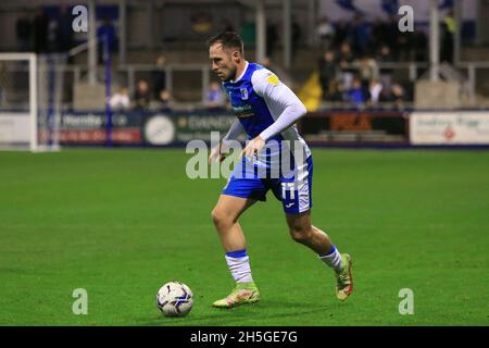 BARROW UPON FURNESS, GROSSBRITANNIEN. 9. NOVEMBER Barrow's Josh Kay während des EFL Trophy Spiels zwischen Barrow und Leicester City in der Holker Street, Barrow-in-Furness am Dienstag, 9. November 2021. (Kredit: Michael Driver | MI Nachrichten) Kredit: MI Nachrichten & Sport /Alamy Live Nachrichten Stockfoto