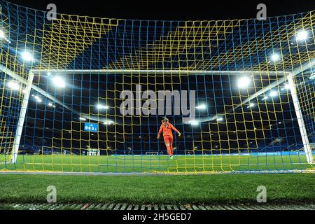 KHARKIV, UKRAINE - 9. NOVEMBER 2021: Das Spiel Women Champions League WFC Kharkiv gegen WFC Breidablik Stockfoto