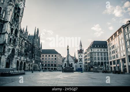 22. Mai 2019 München, Deutschland - Neues Rathaus. Morgen am Marienplatz Stockfoto