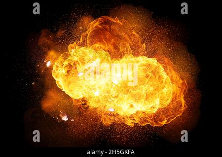 Realistische feurigen Explosion mit Funken und Rauch auf schwarzem Hintergrund Stockfoto