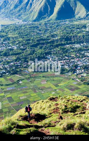 Der Weg nach Bukit pergasingan, sembalun, Lombok, Indonesien Stockfoto