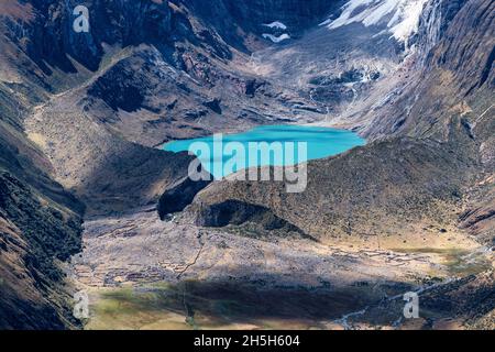 Wanderung entlang des Cordillera Huayhuash Trek, Peru Stockfoto