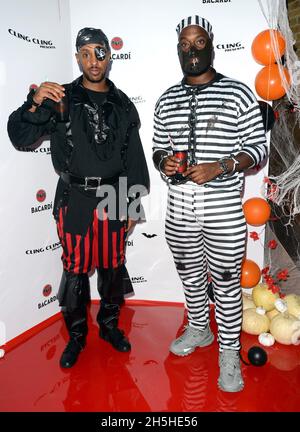 Foto muss gutgeschrieben werden ©Alpha Press 078237 30/10/2021 Gäste während der Maya Jama Halloween Party im OMEARA in London Stockfoto