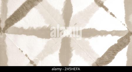 Gestreifter Shibori-Druck. Rostiger Hippie-Hintergrund. Tie-Dye-Design. Handgezeichnetes Gemälde. Japanischer Stoff. Grungy Abstrakt Aquarell. Tie-Dye-Struktur. Geo Stockfoto