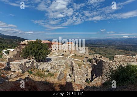 Mittelalterlicher Despoten-Palast, byzantinische Ruinenstadt Mistra, Mystras in der Nähe von Sparta, Lakonien, Peloponnes, Griechenland Stockfoto