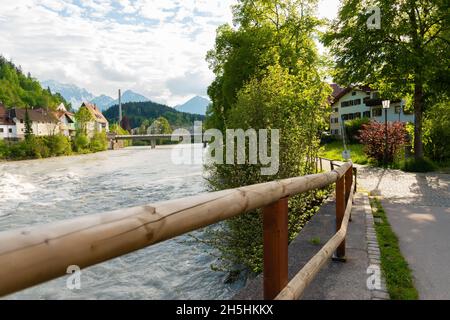 26 Mai 2019 Füssen, Deutschland - Fluss Lech in den bayerischen Alpen Stockfoto